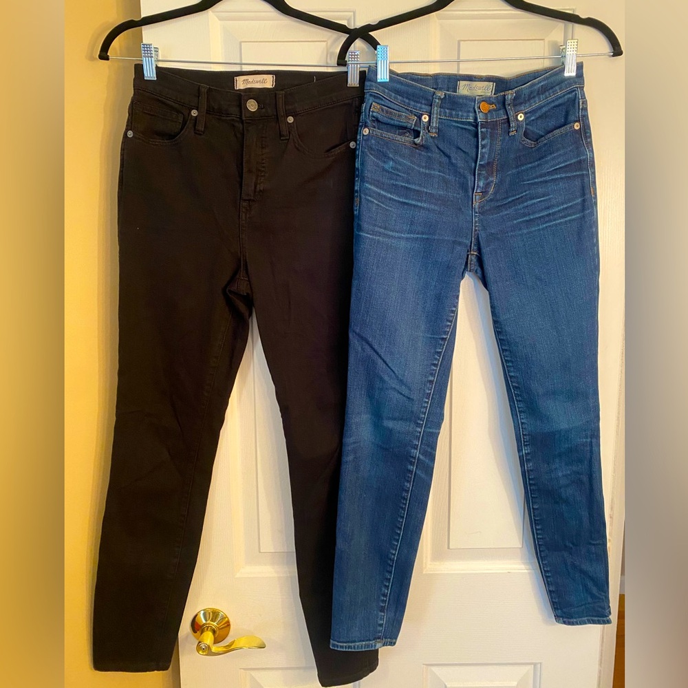 Madewell dark blue 9” high rise skinny and Black 10” High rise skinny jean sz 26